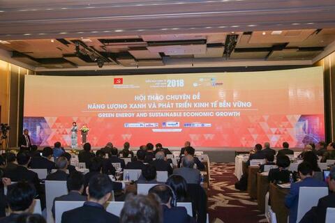 “Lựa chọn nào cho Việt Nam: Than đá - Năng lượng tái tạo?”