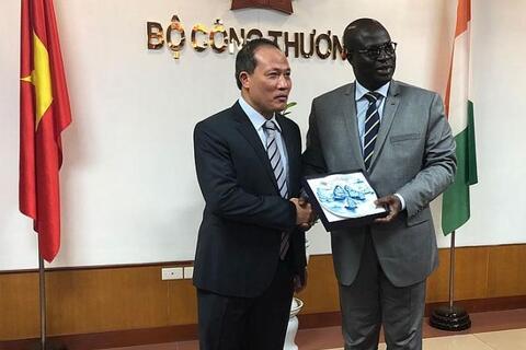 Tạo điều kiện doanh nghiệp Việt Nam- Bờ biển Ngà mở rộng hợp tác đầu tư kinh doanh