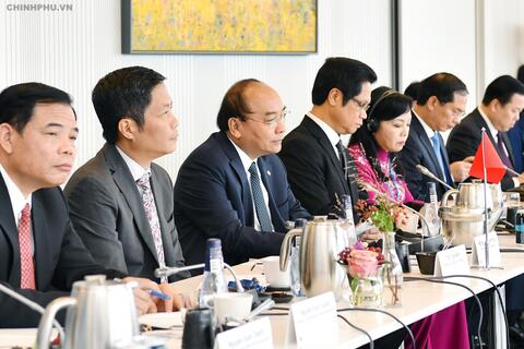 Thủ tướng đối thoại với các doanh nghiệp hàng đầu Đan Mạch