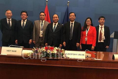 Việt Nam và EU ký thỏa thuận chống khai thác gỗ bất hợp pháp và thúc đẩy thương mại gỗ