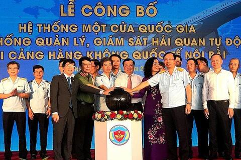 Chính thức giám sát hải quan tự động tại Nội Bài
