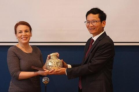 Thúc đẩy quan hệ hợp tác kinh tế thương mại và đầu tư Việt Nam - Nam Phi