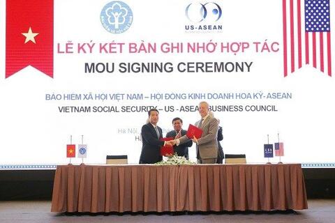 Việt Nam-Hoa Kỳ ký biên bản hợp tác về chính sách bảo hiểm y tế