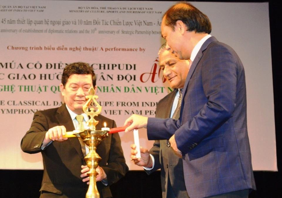 Đêm nhạc chào mừng “Năm Hữu nghị Ấn Độ - Việt Nam 2017” dem nhac chao mung nam huu nghi an do viet nam 2017