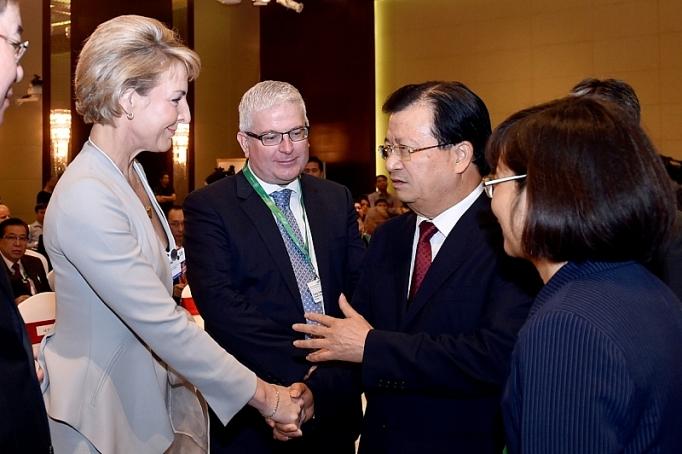 Doanh nghiệp là trung tâm, công nghệ là chìa khóa doi moi sang tao de tao ra thay doi trong san xuat nong nghiep