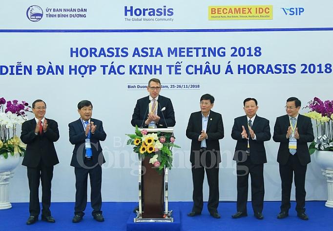 Diễn đàn kinh tế châu Á năm 2018 diễn ra nhiều phiên họp quan trọng dien dan kinh te chau a nam 2018 dien ra nhieu phien hop quan trong