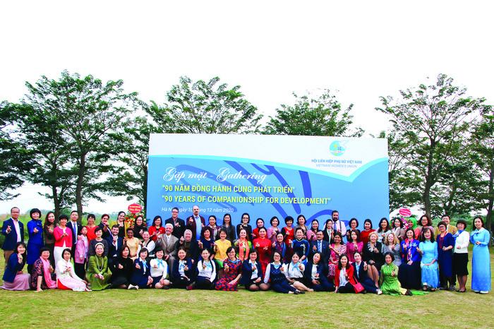 Chương trình Gặp mặt &quot;90 năm đồng hành cùng phát triển&quot; nhằm tri ân các đối tác quốc tế, năm 2020